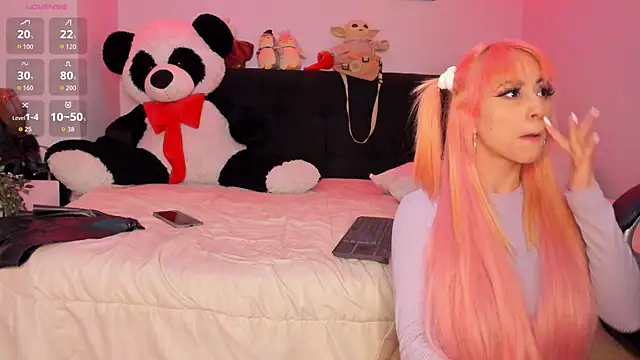 Carlasxdreams online show from July 9, 2026, 6:03 am
