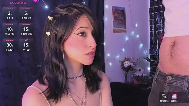 Carlasxdreams online show from March 4, 2025, 4:27 am