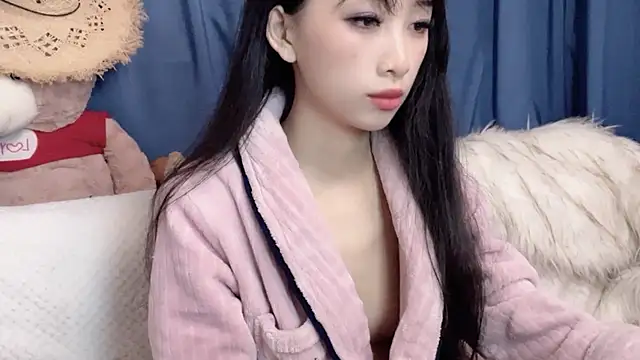 Snapshot of Lili-2 chatting on February 28, 2026, 3:55 pm Lili-2 online show from February 28, 2026, 3:55 pm