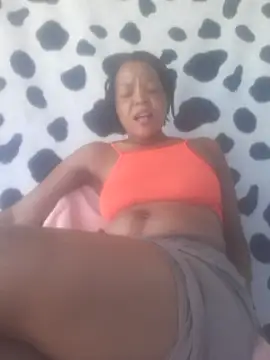 Feathergal69  online show from March 9, 2025, 12:42 pm