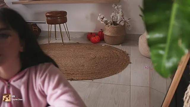 Dear Morgan online show from October 10, 2025, 7:47 pm