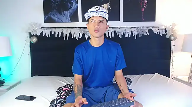 Snapshot of Edward_Milleer chatting on December 9, 2024, 5:41 pm Edward Milleer online show from December 9, 2024, 5:41 pm