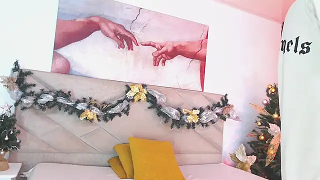 Snapshot of Edward_Milleer chatting on December 10, 2024, 6:49 pm Edward Milleer online show from December 10, 2024, 6:49 pm