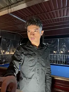 Snapshot of Edward_Milleer chatting on January 1, 2025, 3:34 am Edward Milleer online show from January 1, 2025, 3:34 am