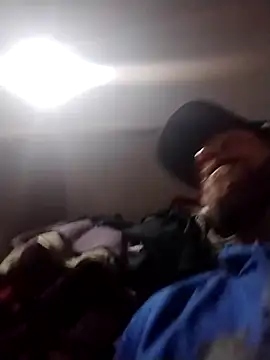 axelongshaft69 online show from March 7, 2025, 6:02 am