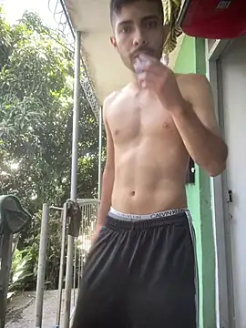 Jestebanano online show from April 22, 2026, 4:58 pm