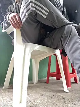 Jestebanano online show from September 30, 2025, 1:28 pm