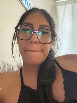 Snapshot of AleFantasy0001 chatting on January 18, 2026, 8:01 pm AleFantasy0001 online show from January 18, 2026, 8:01 pm