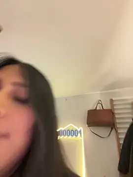 Snapshot of AleFantasy0001 chatting on February 5, 2026, 6:15 pm AleFantasy0001 online show from February 5, 2026, 6:15 pm