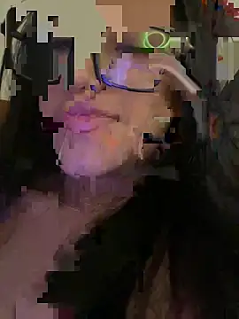 AleFantasy0001 online show from December 3, 2025, 5:56 pm