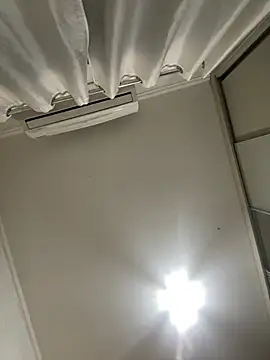 andressagdias online show from March 26, 2026, 5:50 am