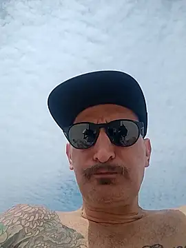 rolesexy online show from September 28, 2025, 4:47 pm