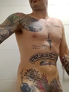 rolesexy online show from November 17, 2025, 2:37 am