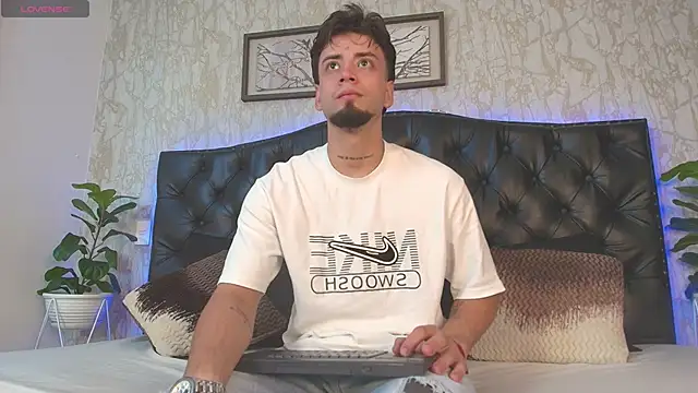 MattDevon online show from February 24, 2026, 4:13 am