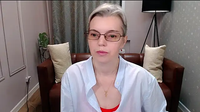 Cutie Erikaa1 online show from October 31, 2025, 2:08 am