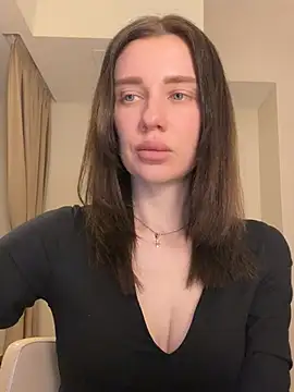 slowlove 1 online show from February 7, 2026, 7:22 pm