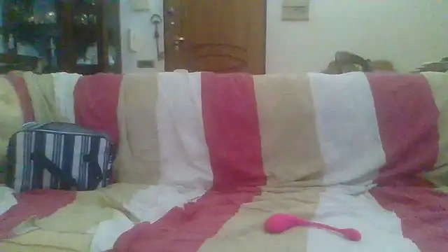 Snapshot of lusi77111 chatting on October 5, 2025, 2:19 pm lusi77111 online show from October 5, 2025, 2:19 pm