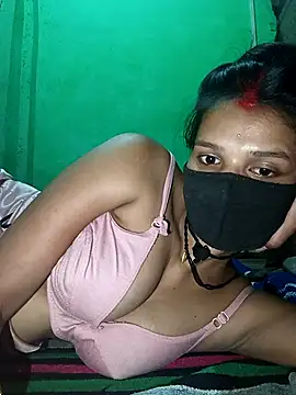 Hoty girl 143 online show from March 29, 2026, 7:15 pm