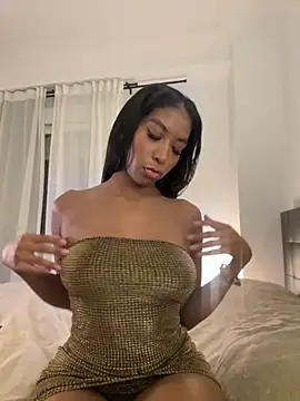 IamCrystal2 online show from November 29, 2025, 11:49 pm