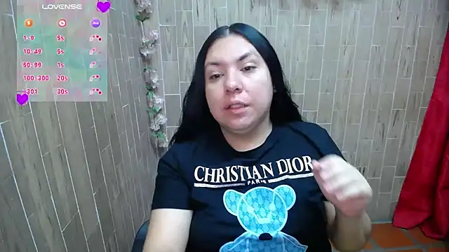 solyeria online show from February 11, 2026, 8:25 am