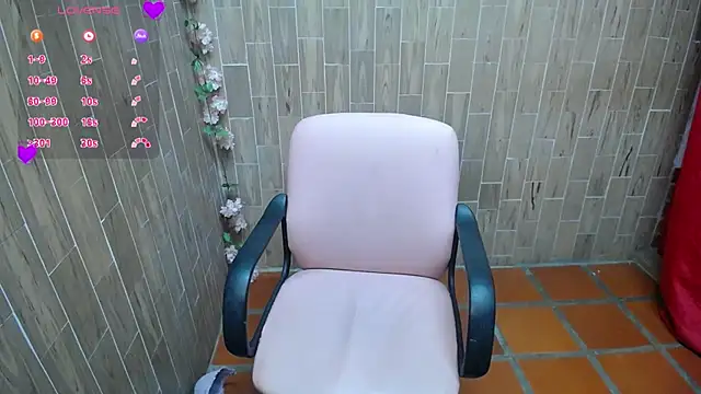 solyeria online show from November 10, 2025, 3:00 am