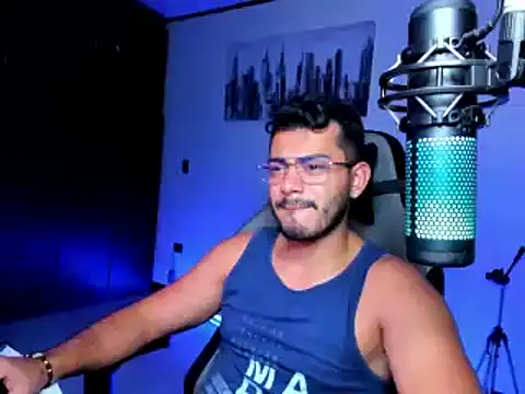 BrunoD31 online show from December 21, 2024, 4:52 am