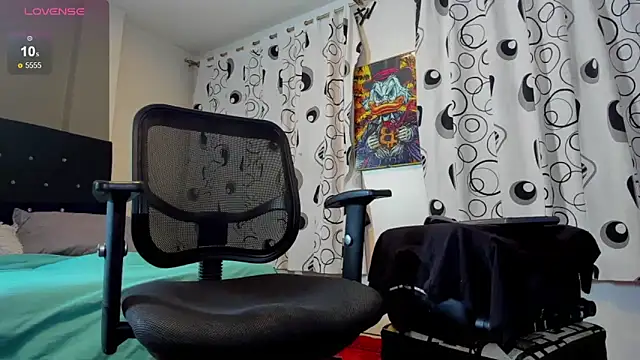 Giomar Reyes online show from October 12, 2025, 5:53 am