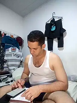 CRISTHIAN GREY01 online show from September 28, 2025, 6:09 am