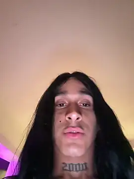 hotexoticbrunettes 24cm online show from November 14, 2025, 8:34 pm