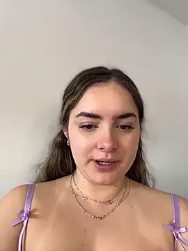 imlindapink online show from November 26, 2025, 5:13 pm