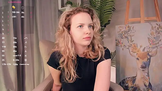 Snapshot of ElizavecaSunrise chatting on June 14, 2026, 8:15 am ElizavecaSunrise online show from June 14, 2026, 8:15 am