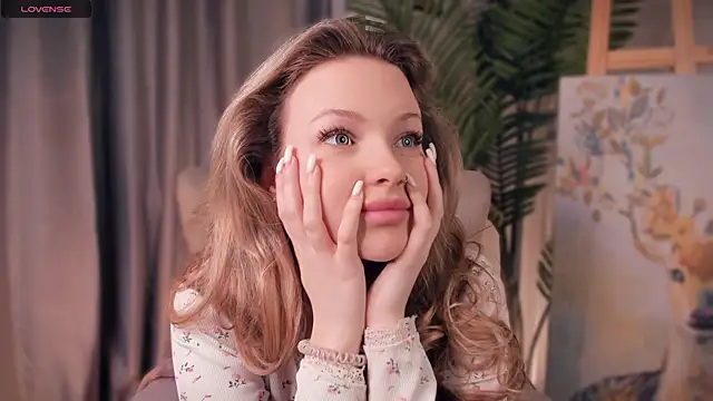 ElizavecaSunrise online show from April 19, 2026, 8:15 am