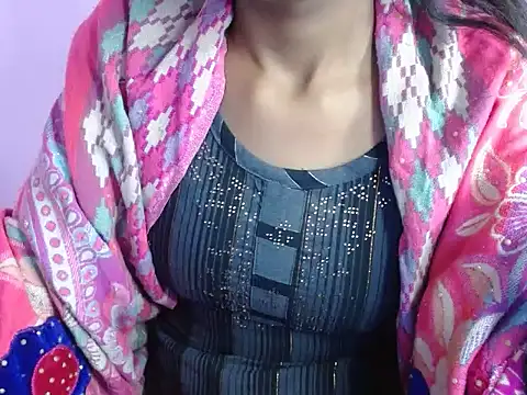 Snapshot of Hot_mahak05 chatting on December 10, 2024, 9:23 am Hot mahak05 online show from December 10, 2024, 9:23 am