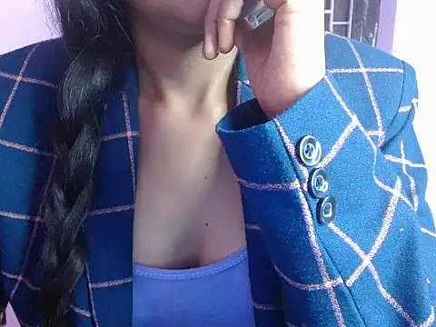 Snapshot of Hot_mahak05 chatting on December 4, 2024, 8:39 am Hot mahak05 online show from December 4, 2024, 8:39 am