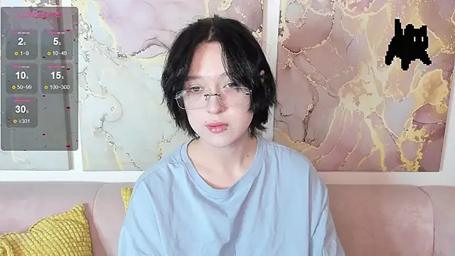 fiamoory online show from February 24, 2026, 1:17 am