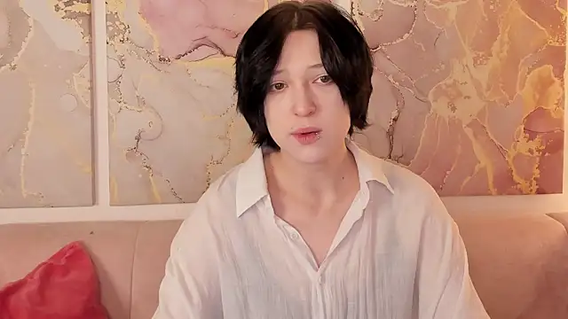 fiamoory online show from November 7, 2025, 12:48 am