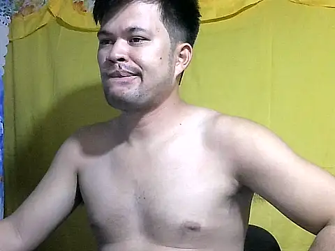 Snapshot of HairyHottestpinoyHandsome chatting on June 10, 2026, 7:09 am HairyHottestpinoyHandsome online show from June 10, 2026, 7:09 am