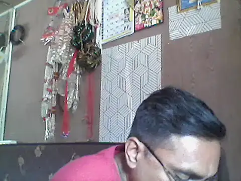 LOVEGURU D online show from December 29, 2024, 9:28 am
