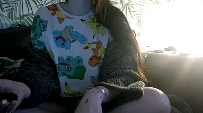 LexiSnowUK online show from February 24, 2025, 11:32 am