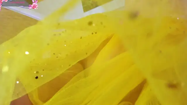  jade white  online show from March 3, 2025, 6:24 pm