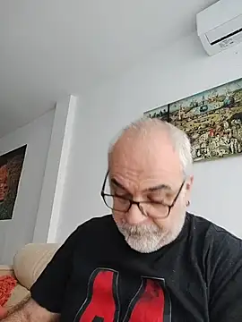 Satiro Sevilla online show from November 29, 2025, 2:06 pm