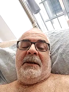 Snapshot of Satiro_Sevilla chatting on September 24, 2025, 3:18 pm Satiro Sevilla online show from September 24, 2025, 3:18 pm