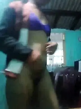 Snapshot of anusexygirl1 chatting on December 19, 2025, 1:31 am anusexygirl1 online show from December 19, 2025, 1:31 am