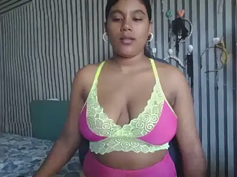 Lilmisskay18 online show from February 25, 2026, 8:14 am