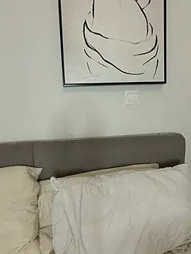 emma05 online show from March 31, 2026, 6:10 pm