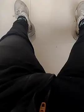 MrNick74 online show from December 22, 2025, 12:16 pm