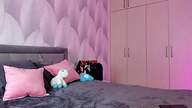 Bambiii bby online show from March 22, 2025, 1:22 am