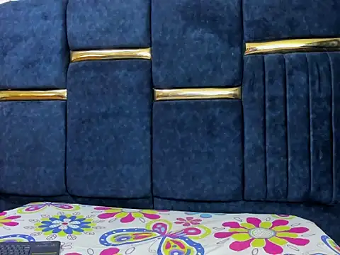 skaysanchez1 online show from March 24, 2026, 7:47 pm