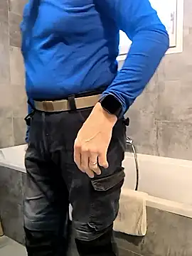 bogland33 online show from November 18, 2025, 8:17 am