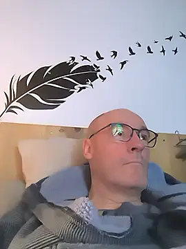 bogland33 online show from January 8, 2026, 7:20 pm